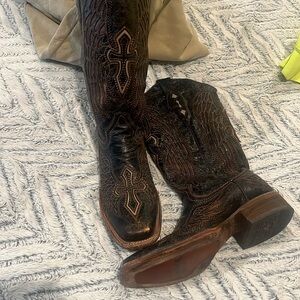 Corral Vintage Cross Cowboy Boots